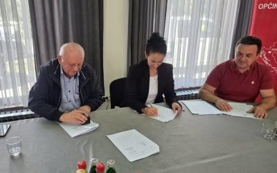 Opremanje dječjeg igrališta u Modrušu